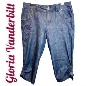 GLORIA VANDERBILT Floral Embroidered Capri Jeans, Size 8